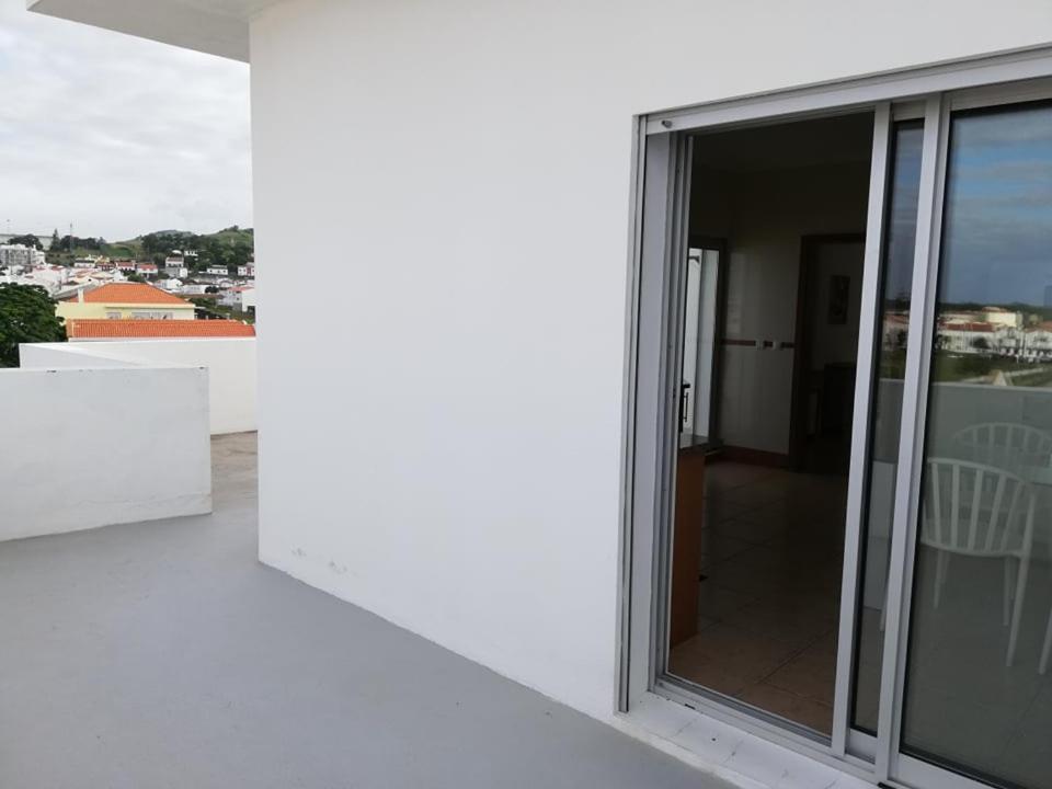 Ponta Delgada Azores Terrace Apartment T2 מראה חיצוני תמונה